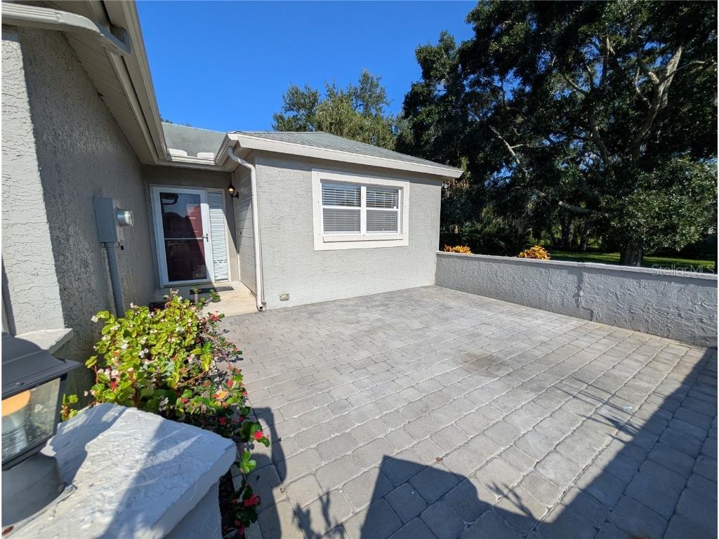 196 Hunter Court Palm Harbor FL 34684 W7878645 image1