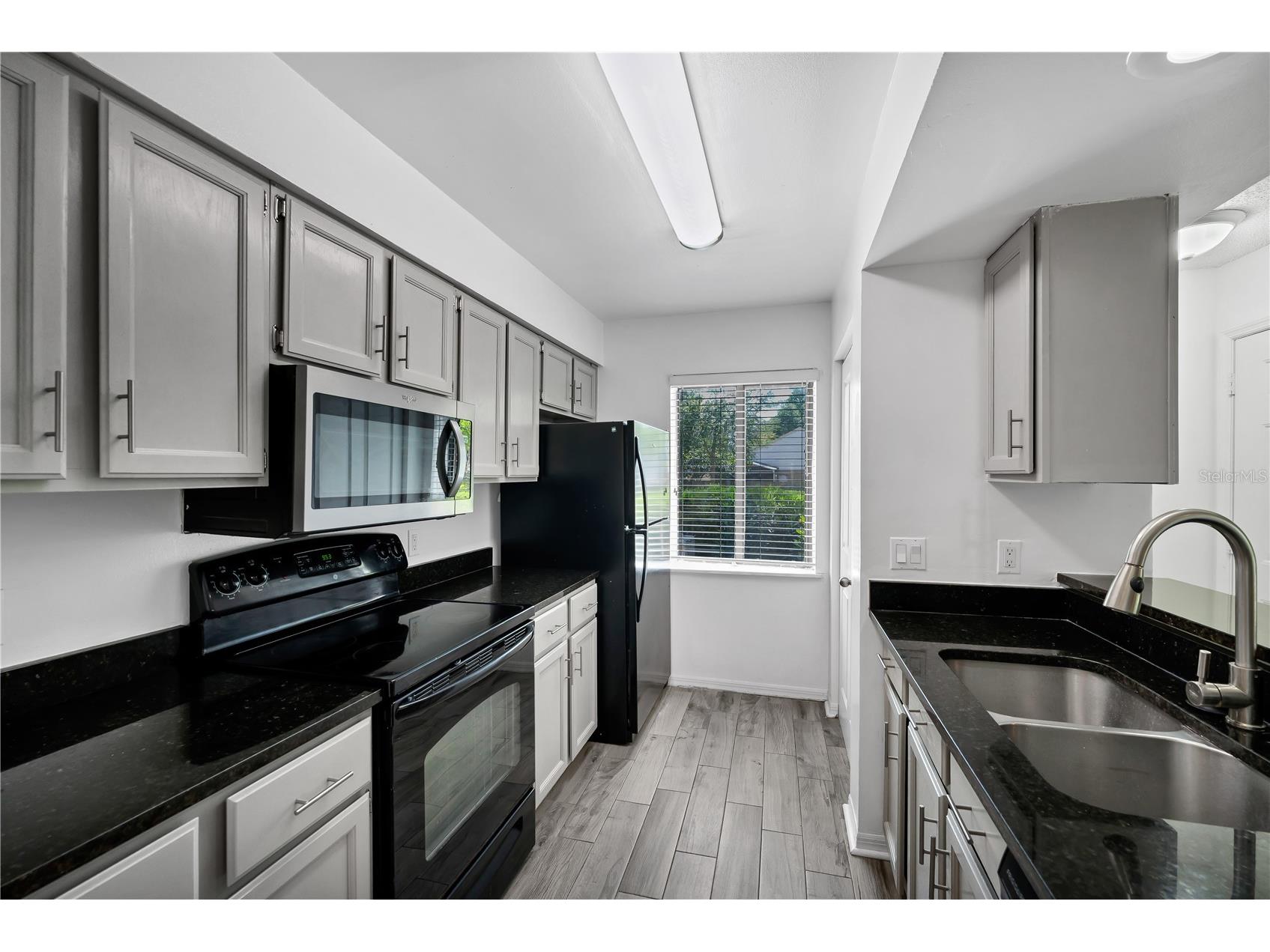 196 Riverbend Drive #102 Altamonte Springs FL 32714 O6406983 image4