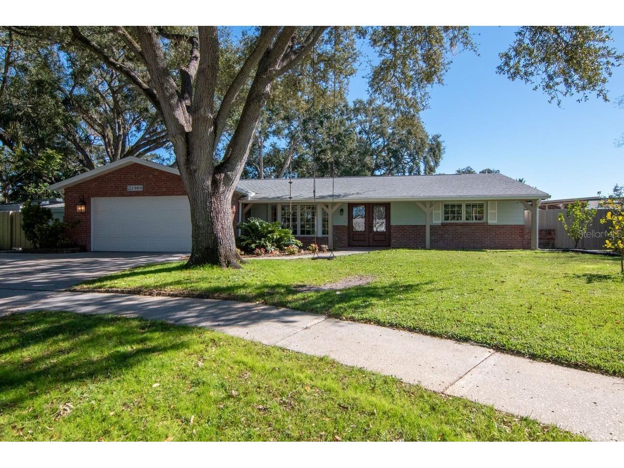 1960 Blue Heron Way Palm Harbor FL 34683 TB8461040 image1