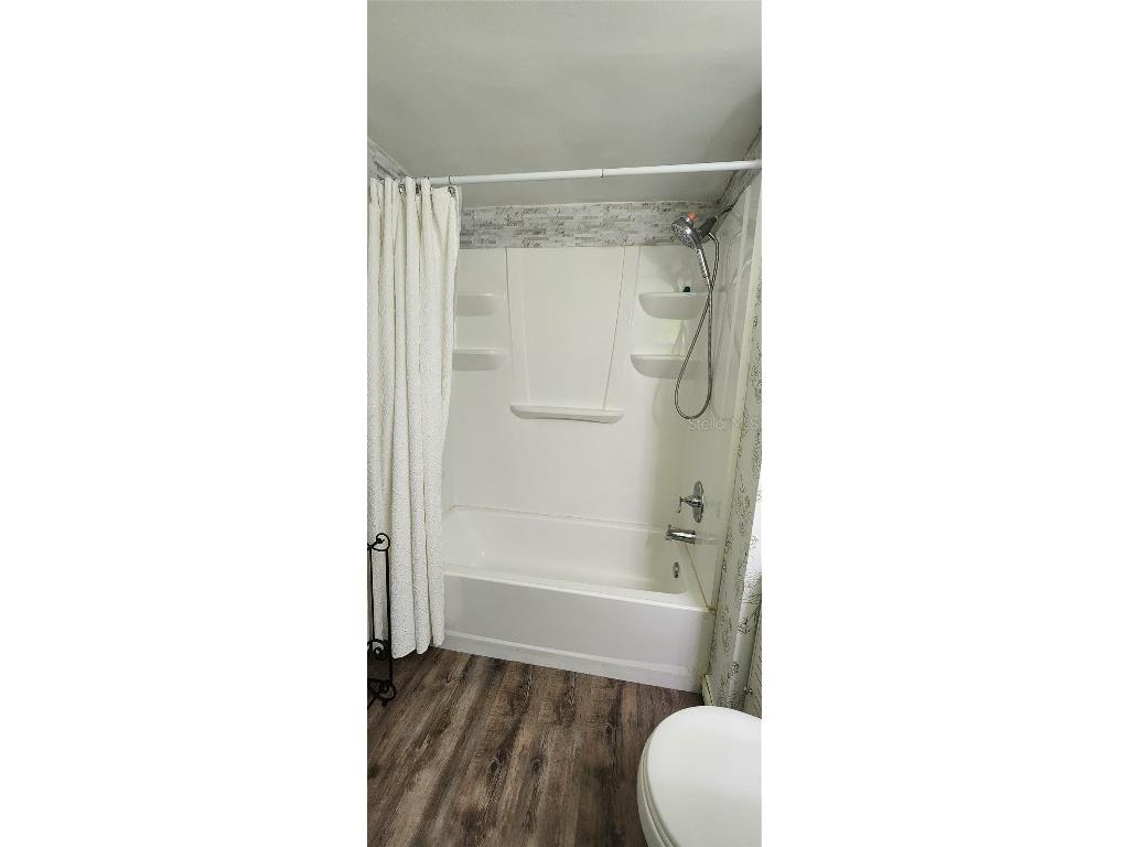 1960 Lakewood Club Dr S #2-F Saint Petersburg FL 33712 TB8369679 image21