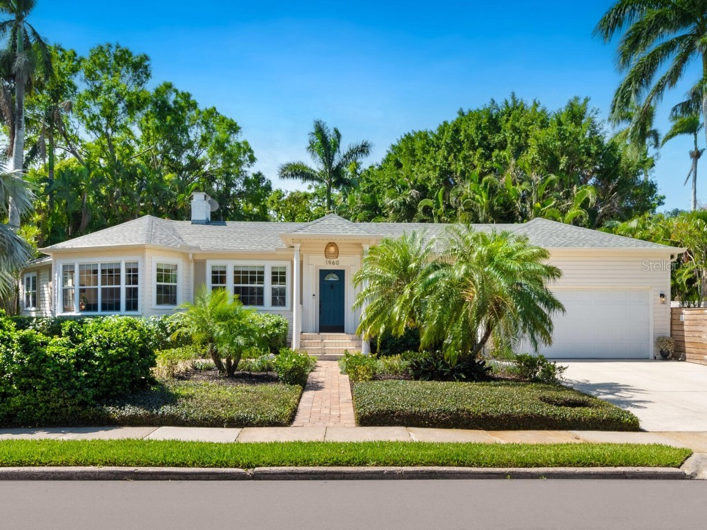 1960 Lincoln Drive Sarasota FL 34236 A4563796 image1