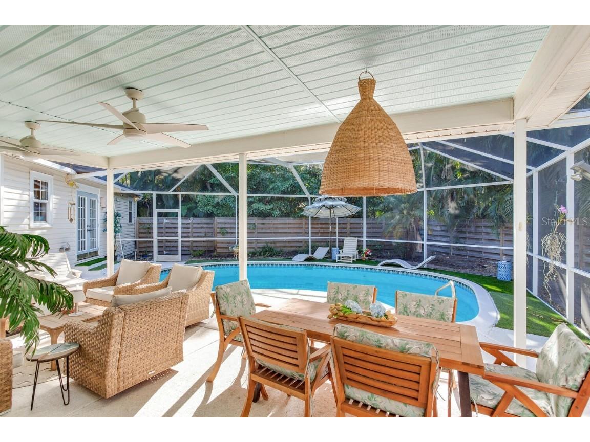 1960 Lincoln Drive Sarasota FL 34236 TB8450901 image2