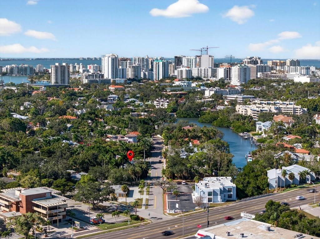 1960 Lincoln Drive Sarasota FL 34236 TB8450901 image3