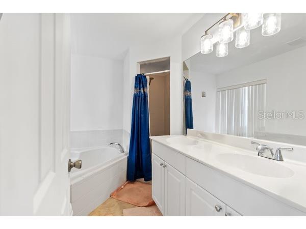 1960 Michigan Court Poinciana FL 34759 O6342295 image21