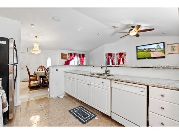 1960 Michigan Court Poinciana FL 34759 O6342295 image9