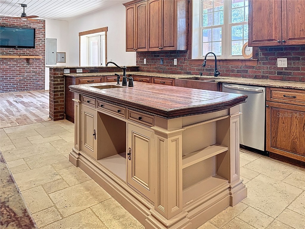 19600 E State Road 64 Bradenton FL 34212 A4672463 image18