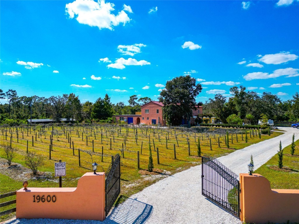 19600 E State Road 64 Bradenton FL 34212 A4672463 image3