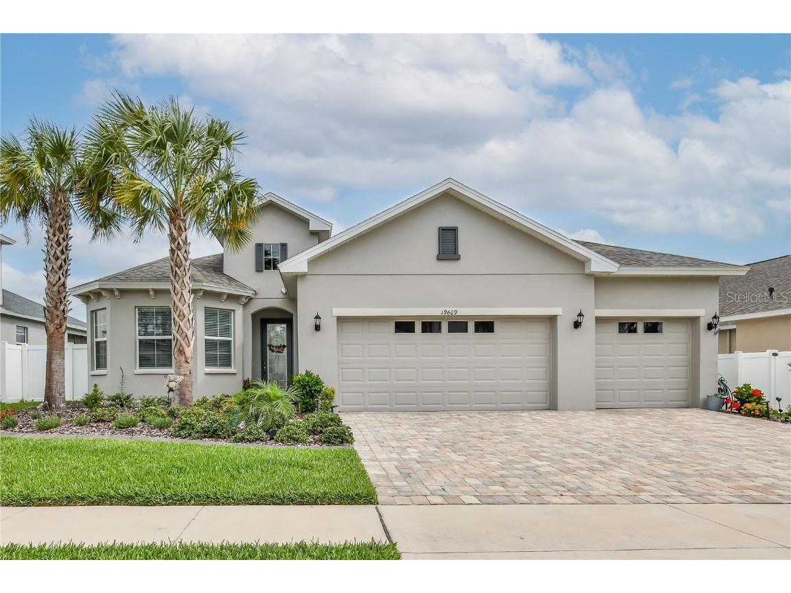 19609 Lonesome Pine Drive Land O Lakes FL 34638 W7854467 image1