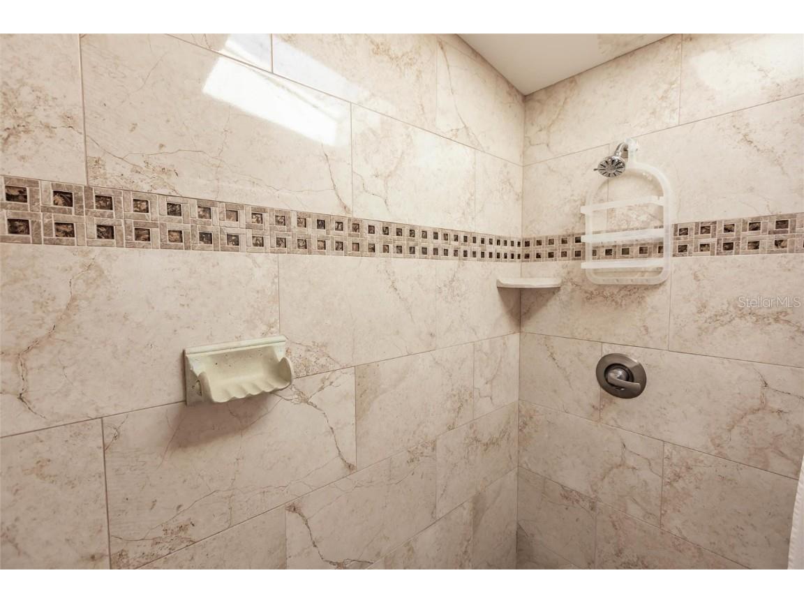 1961 Crystal Lane Saint Cloud FL 34769 S5140542 image18