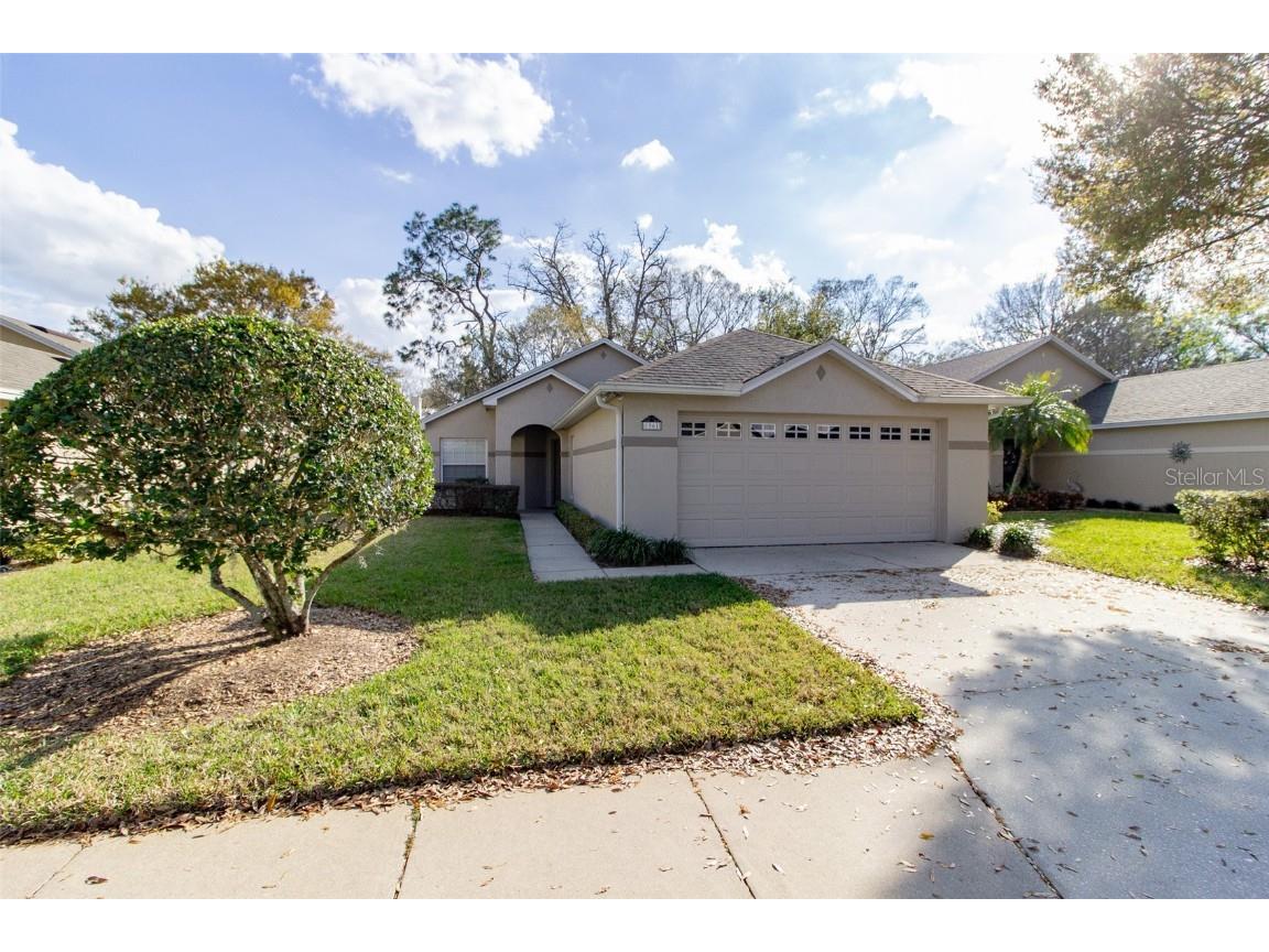 1961 Rocky Pointe Drive Lakeland FL 33813 L4950538 image1
