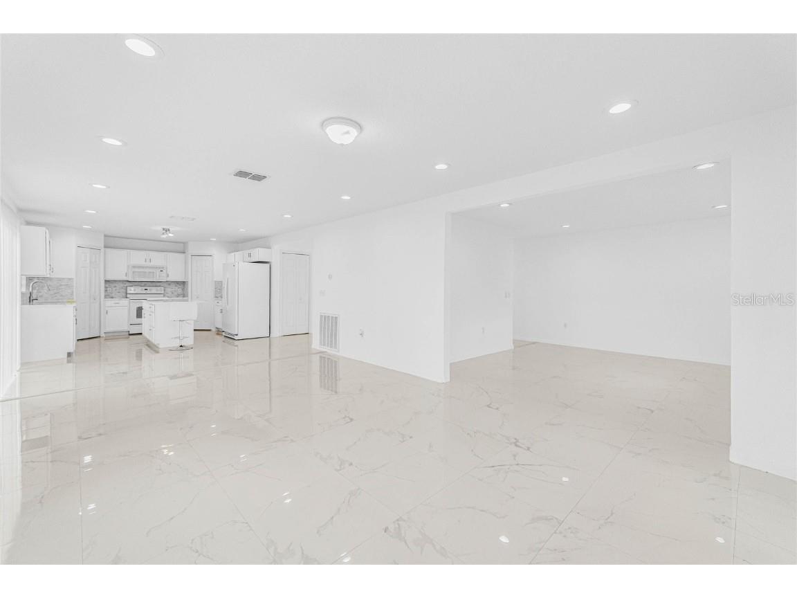 1961 Thorngate Lane Mascotte FL 34753 O6343380 image10