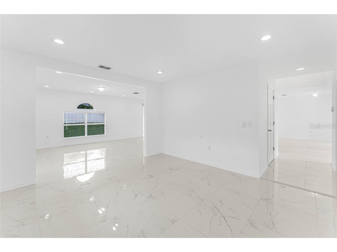 1961 Thorngate Lane Mascotte FL 34753 O6343380 image15