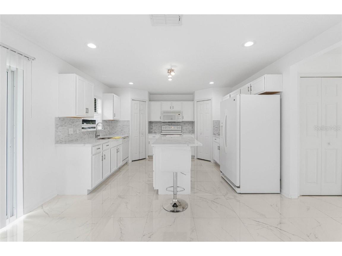 1961 Thorngate Lane Mascotte FL 34753 O6343380 image5