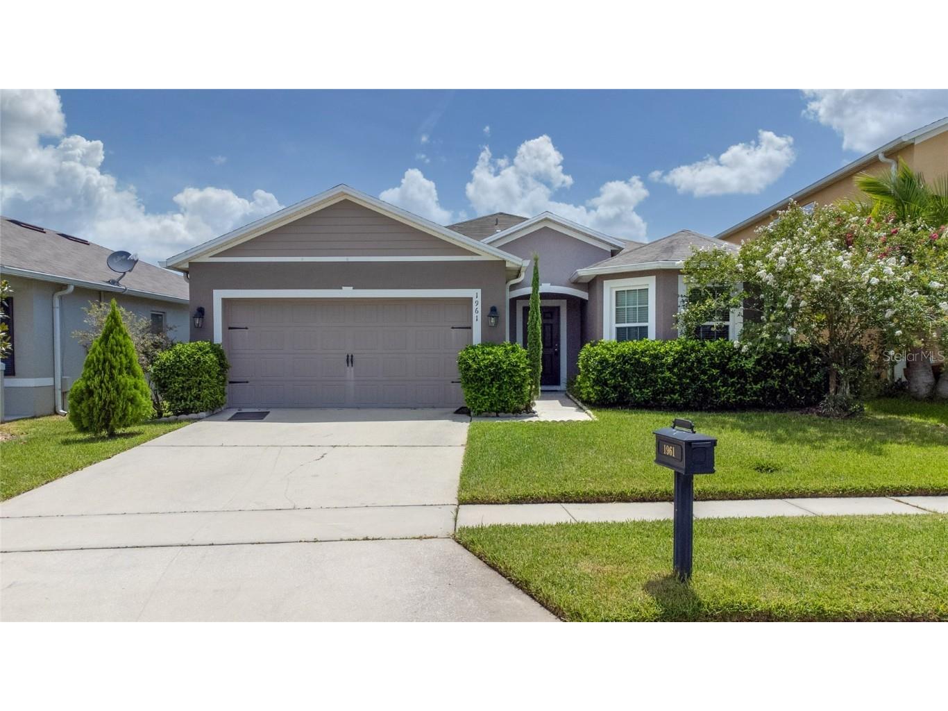 1961 Valley Forge Drive Saint Cloud FL 34769 O6132459 image1