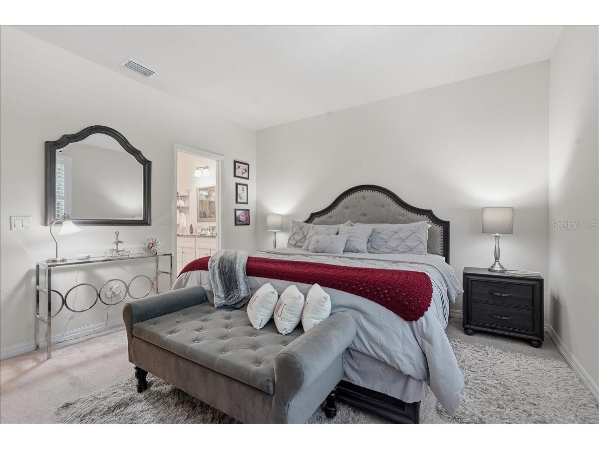 1962 Lake Ridge Boulevard Clearwater FL 33763 TB8489681 image19