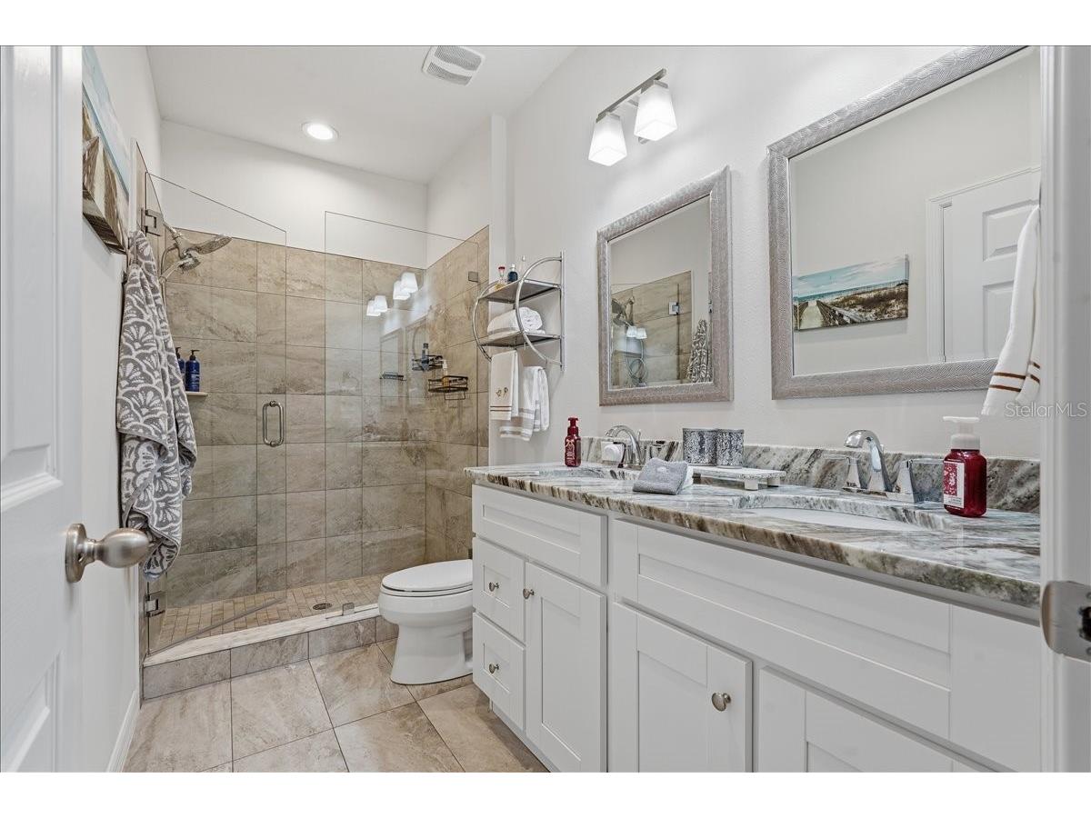 1962 Lake Ridge Boulevard Clearwater FL 33763 TB8489681 image24