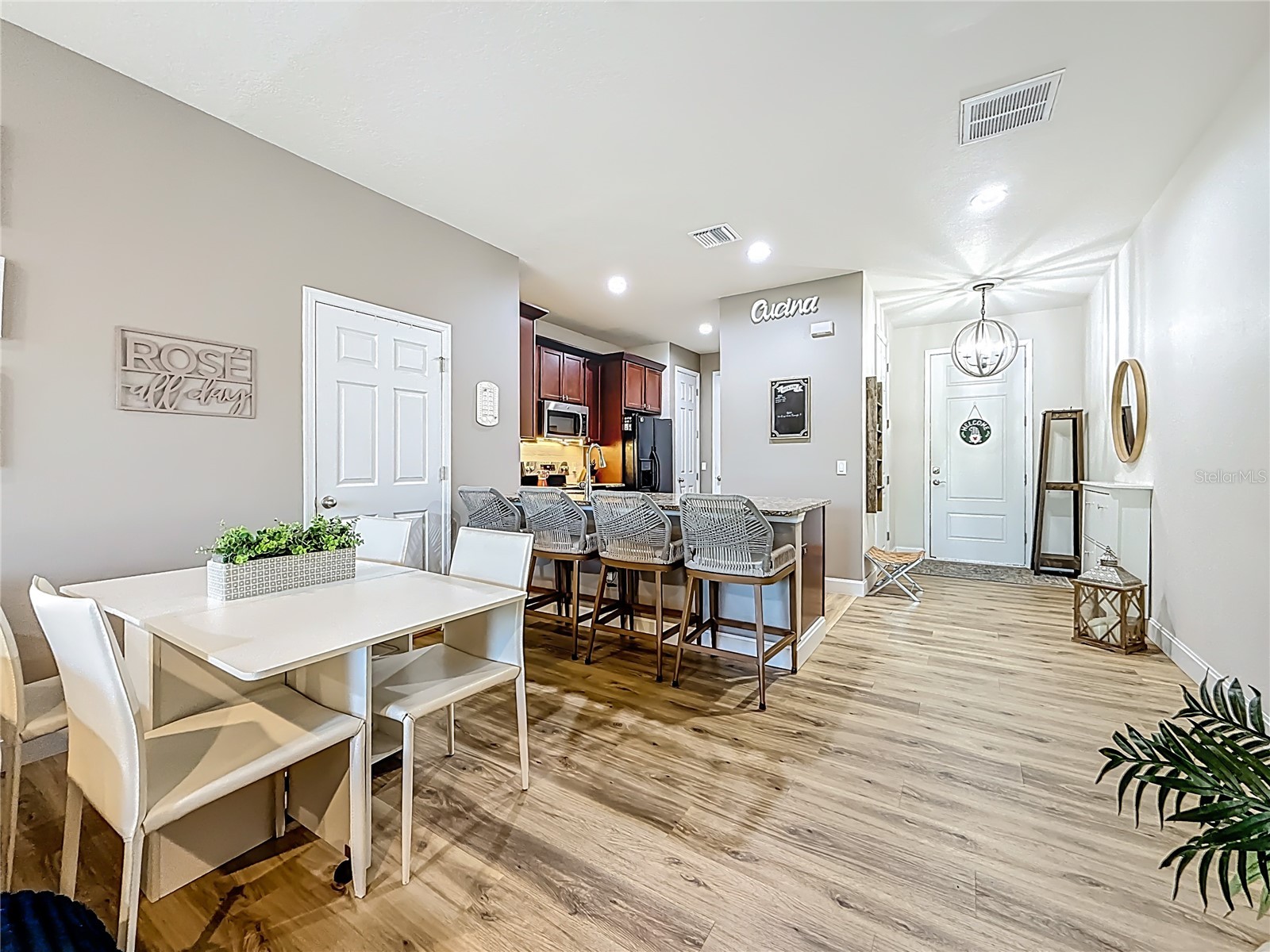 1962 Marlington Way Clearwater FL 33763 TB8470894 image13