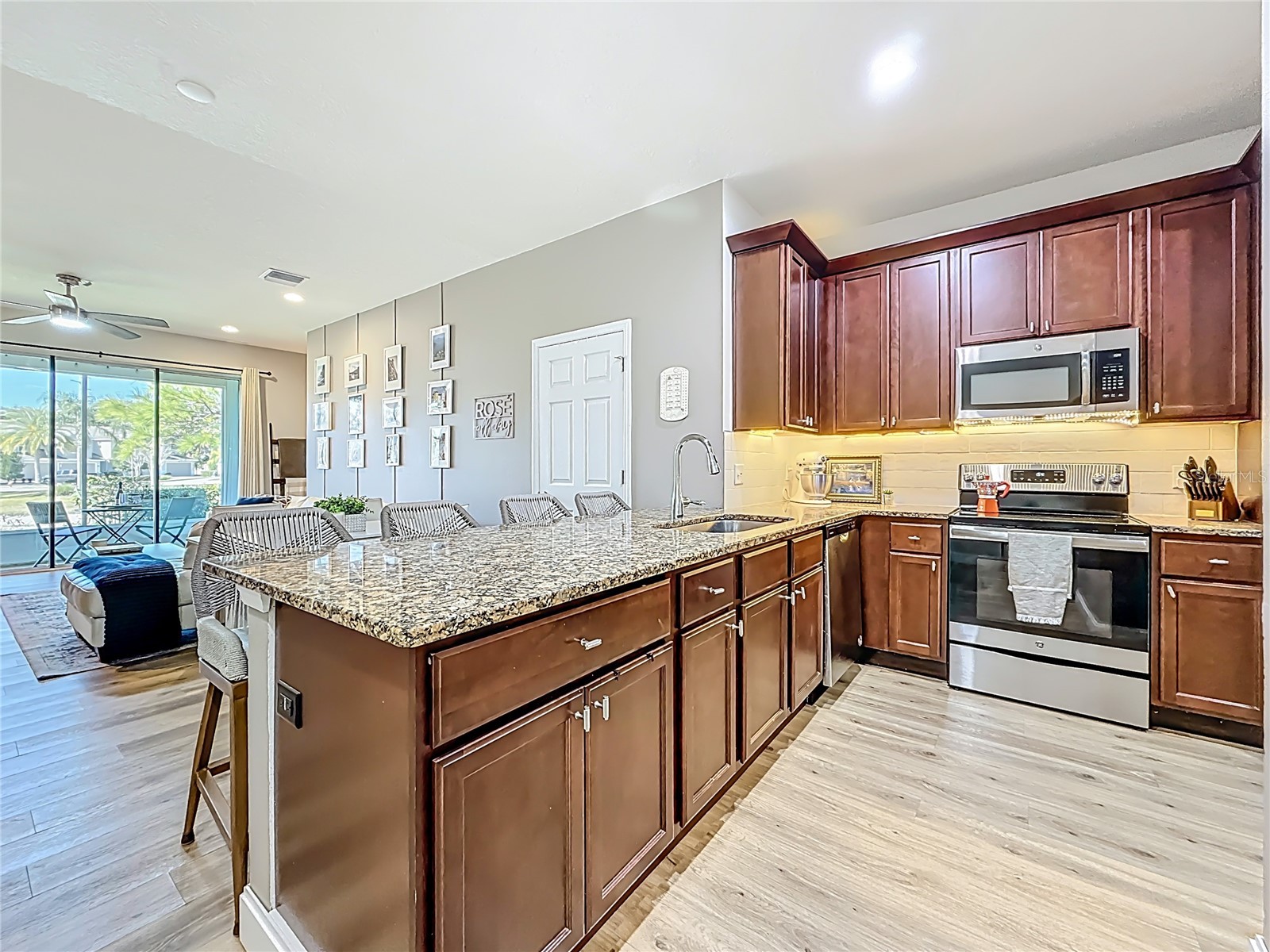 1962 Marlington Way Clearwater FL 33763 TB8470894 image8