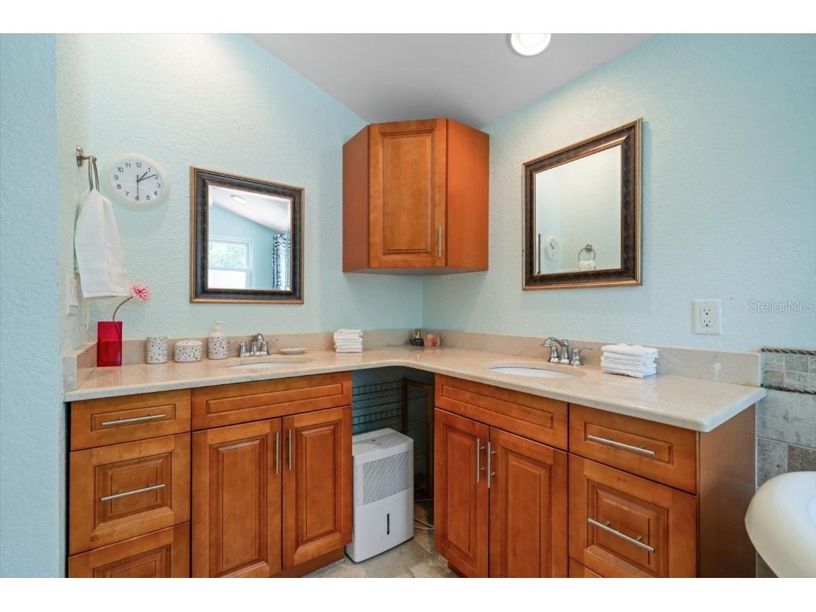 1963 Edgewater Drive Clearwater FL 33755 - CLEARWATER HARBOR TB8387041 image23