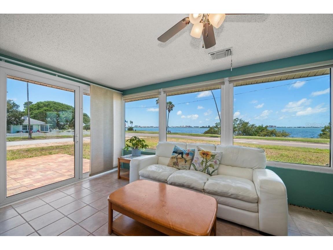 1963 Edgewater Drive Clearwater FL 33755 - CLEARWATER HARBOR TB8387041 image6