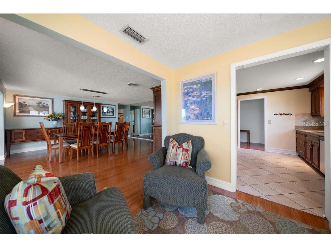 1963 Edgewater Drive Clearwater FL 33755 - CLEARWATER HARBOR TB8387041 image8