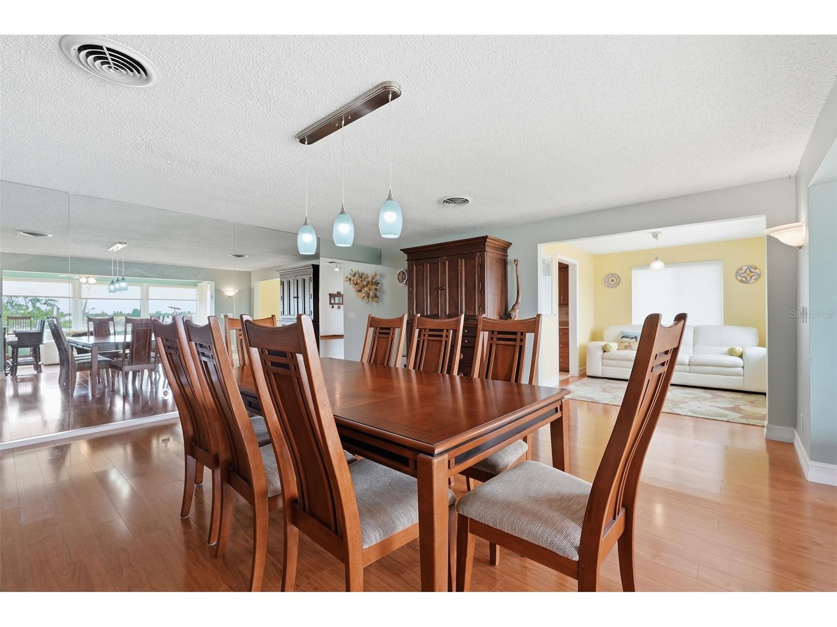 1963 Edgewater Drive Clearwater FL 33755 - CLEARWATER HARBOR TB8518112 image46
