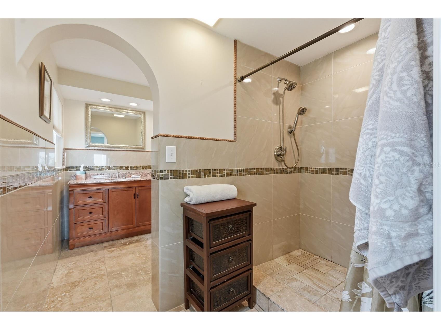 1963 Edgewater Drive Clearwater FL 33755 - CLEARWATER HARBOR TB8518112 image59