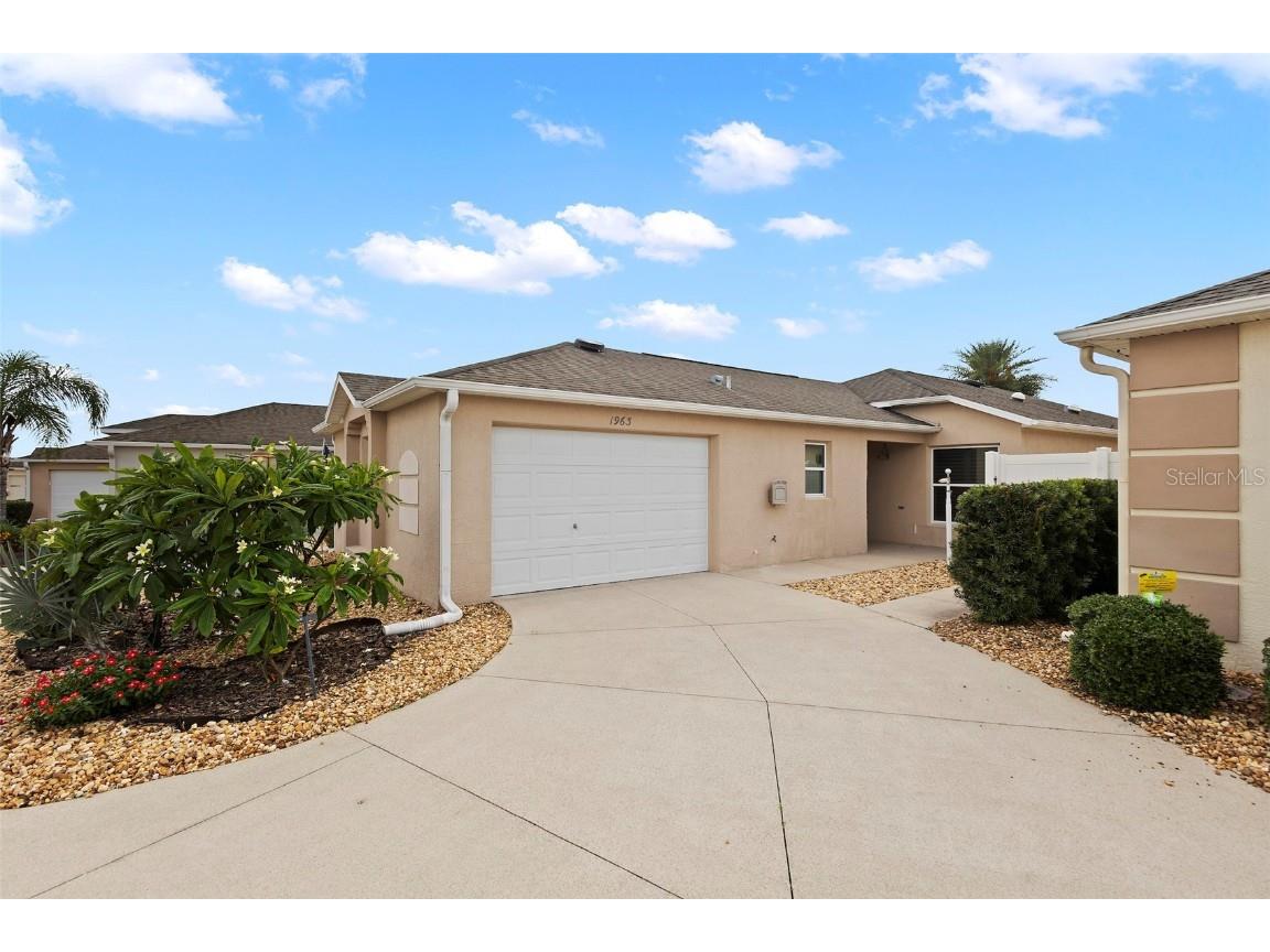 1963 Ladyfish Avenue The Villages FL 32162 G5097477 image1
