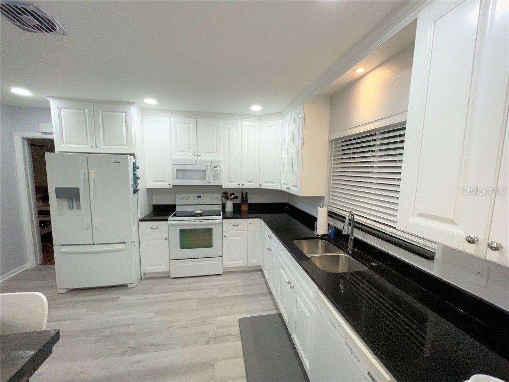 1963 Ripon Drive Clearwater FL 33764 O6207537 image5