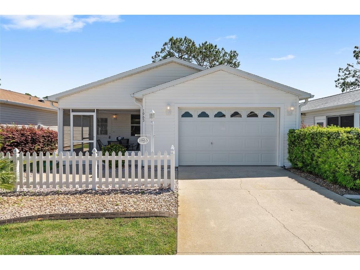 1963 Stafford Avenue The Villages FL 32162 G5080230 image1