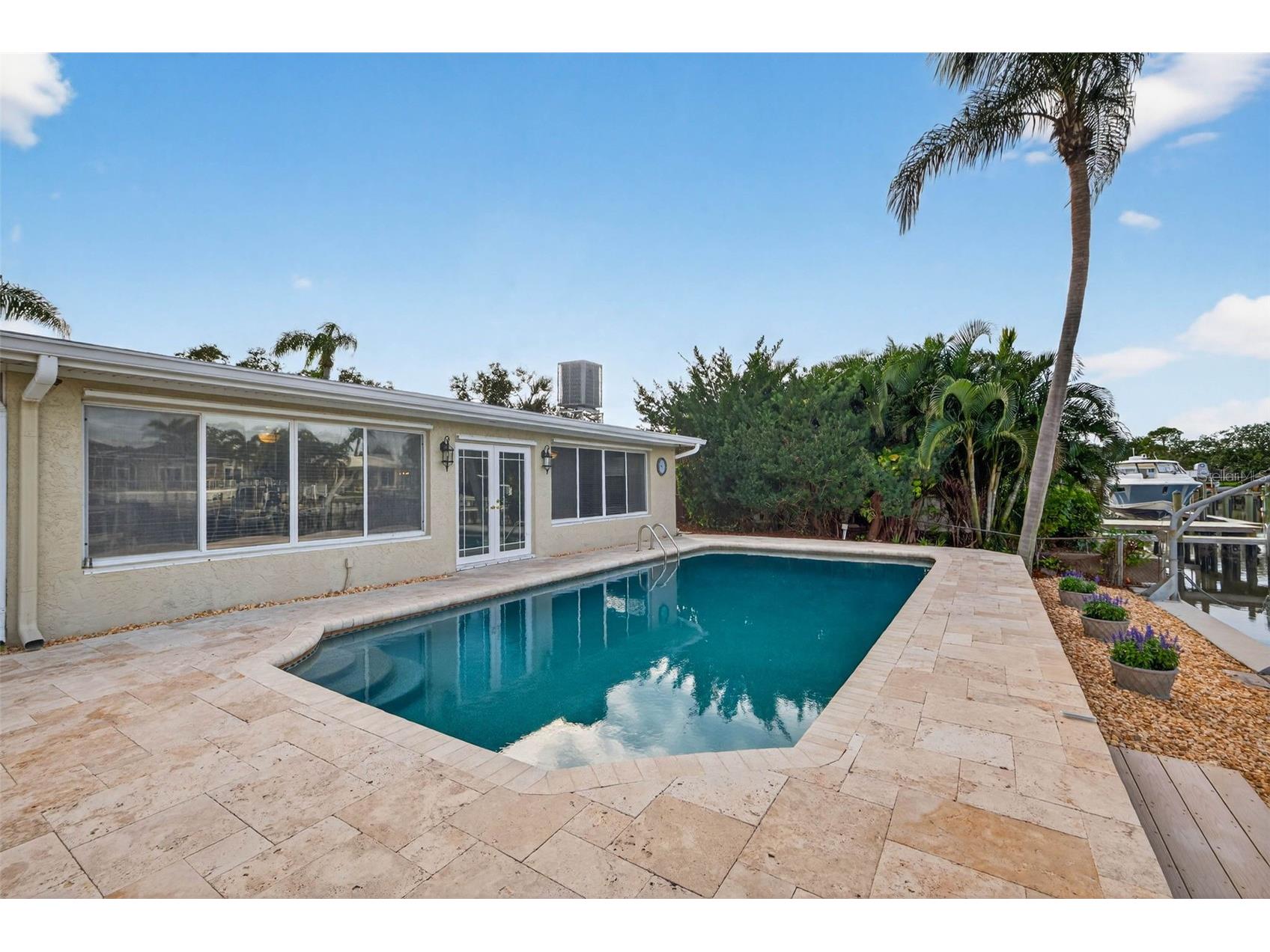 1963 Tanglewood Drive NE Saint Petersburg FL 33702 TB8453154 image26