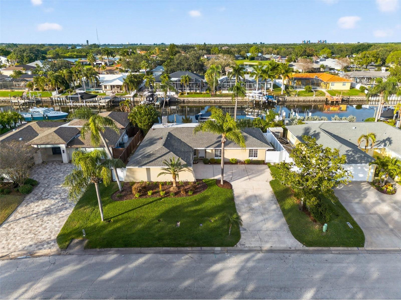 1963 Tanglewood Drive NE Saint Petersburg FL 33702 TB8453154 image39