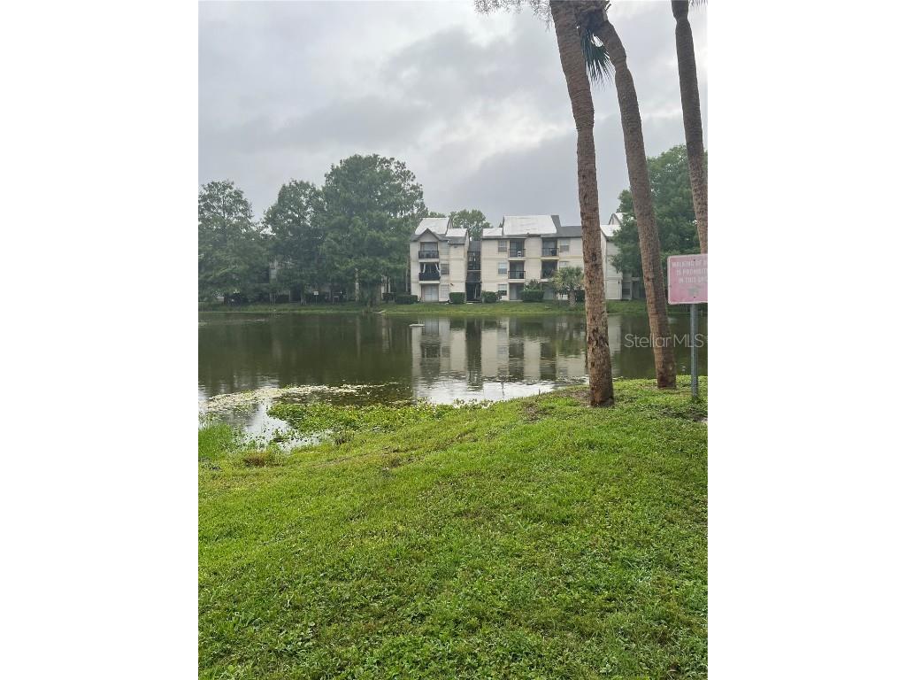 1964 Lake Atriums Circle #160 Orlando FL 32839 O6216048 image1