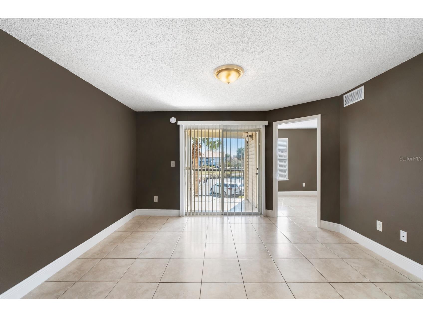 1964 Lake Atriums Circle #160 Orlando FL 32839 O6386950 image4