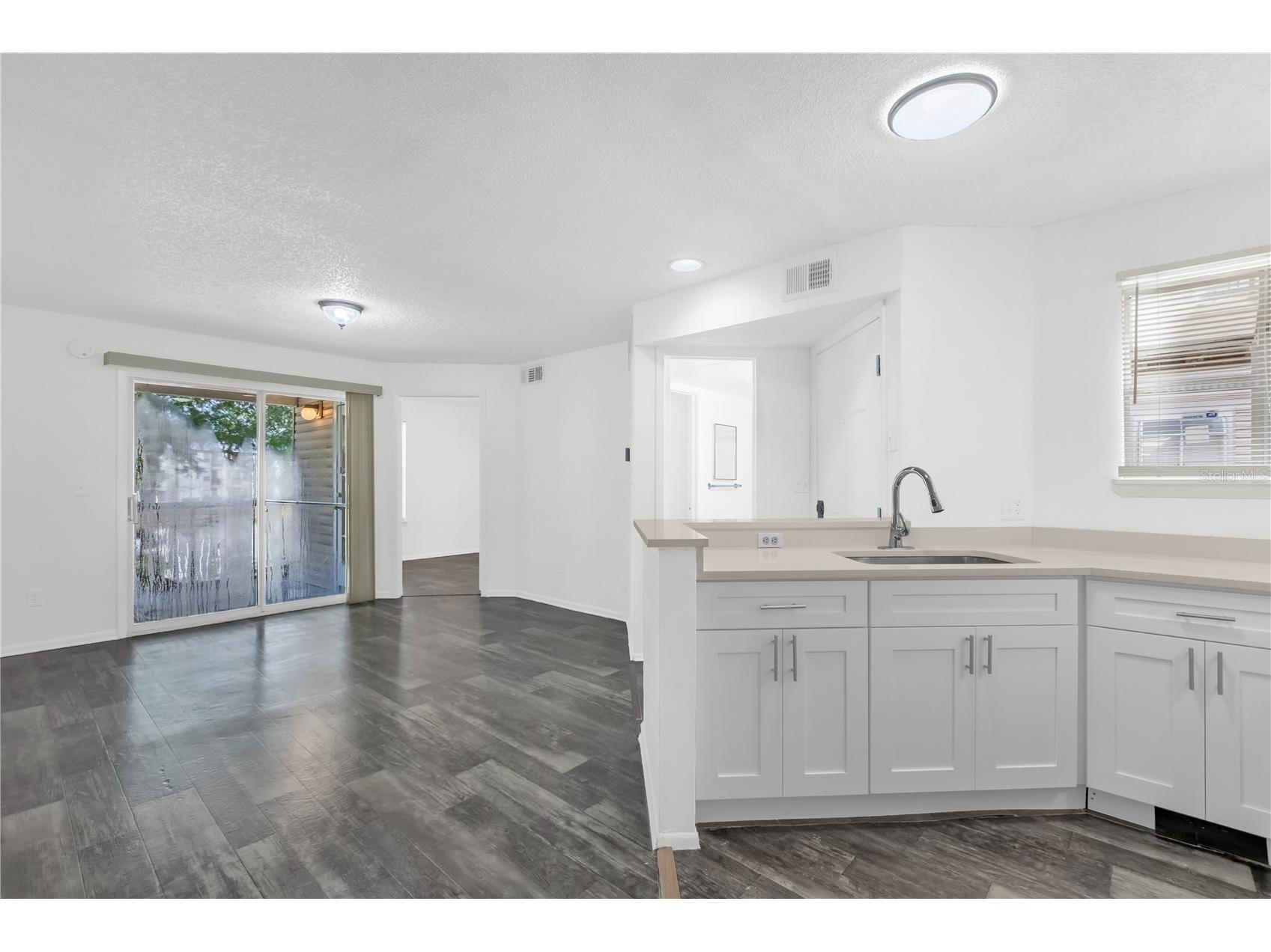 1964 Lake Atriums Circle #170 Orlando FL 32839 O6410484 image4