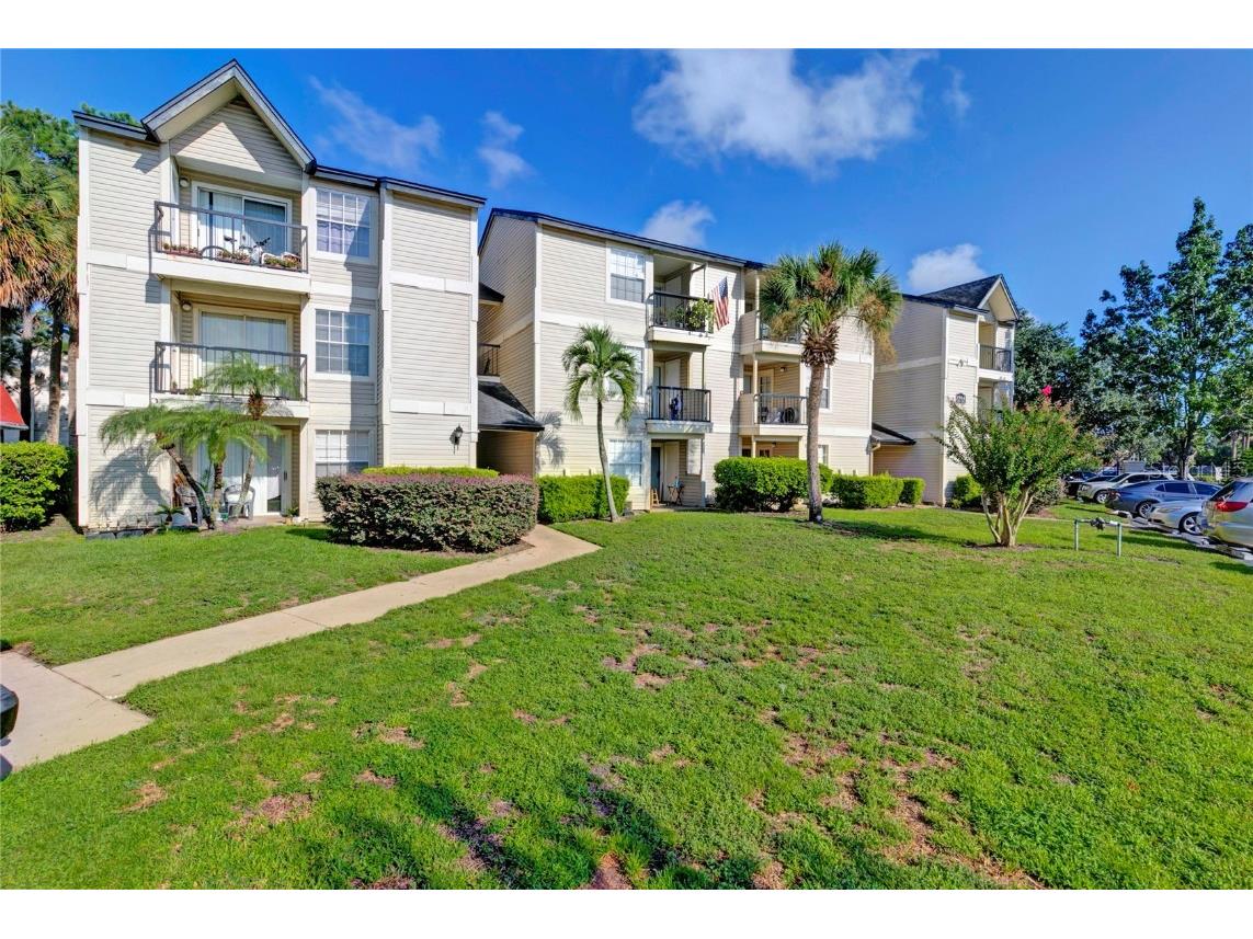 1964 Lake Atriums Circle #171 Orlando FL 32839 O6071650 image1