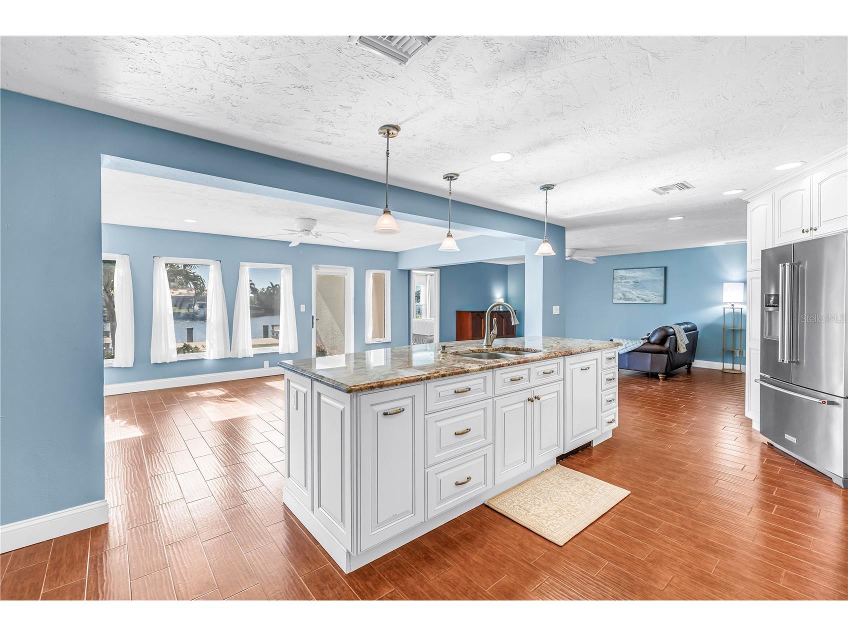 1964 Massachusetts Avenue NE Saint Petersburg FL 33703 TB8481560 image12
