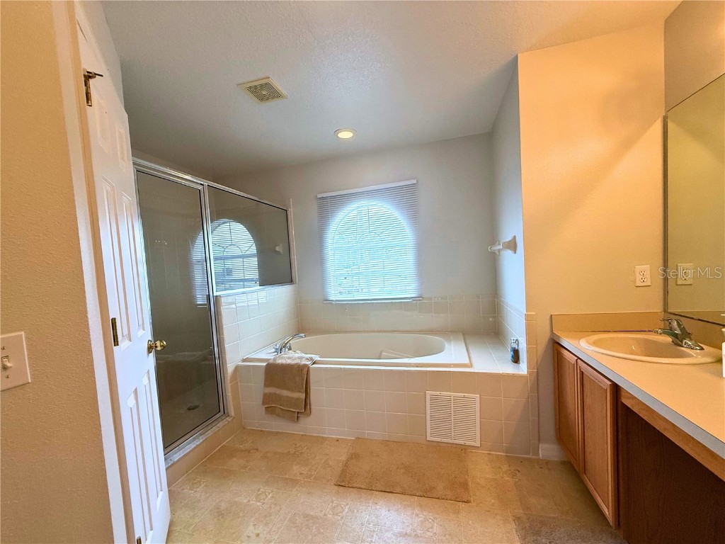 1964 Michigan Court Kissimmee FL 34759 S5138255 image22