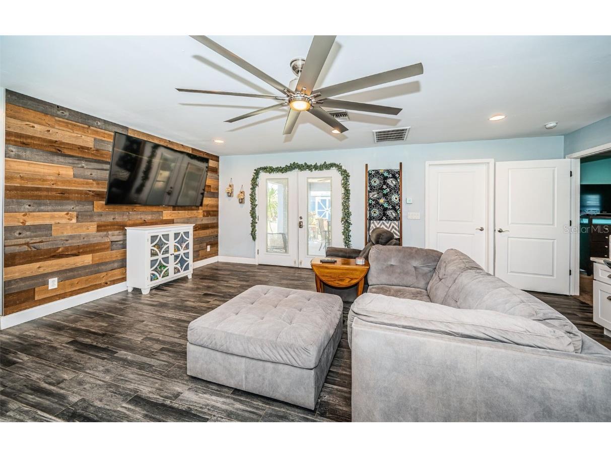 1965 Allard Drive Clearwater FL 33763 TB8372344 image11