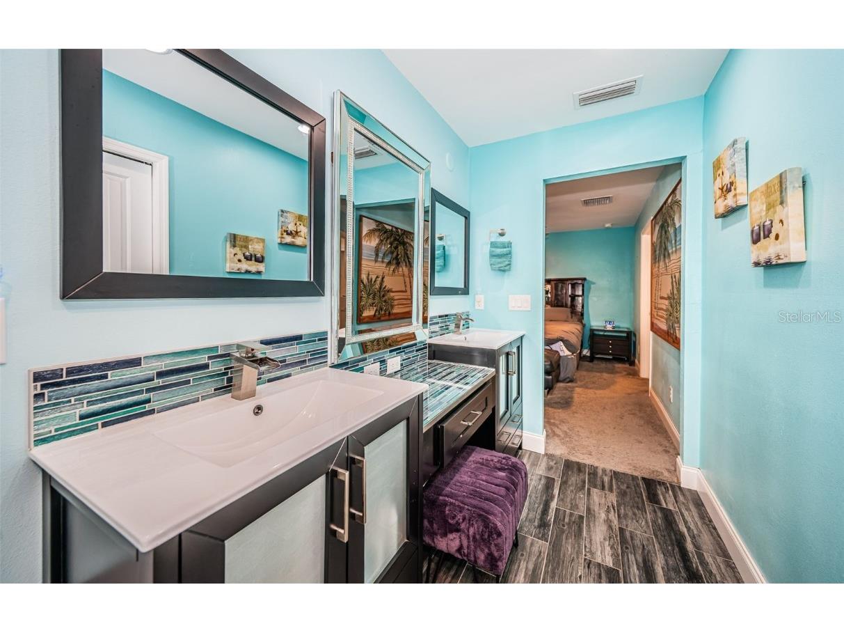 1965 Allard Drive Clearwater FL 33763 TB8372344 image32