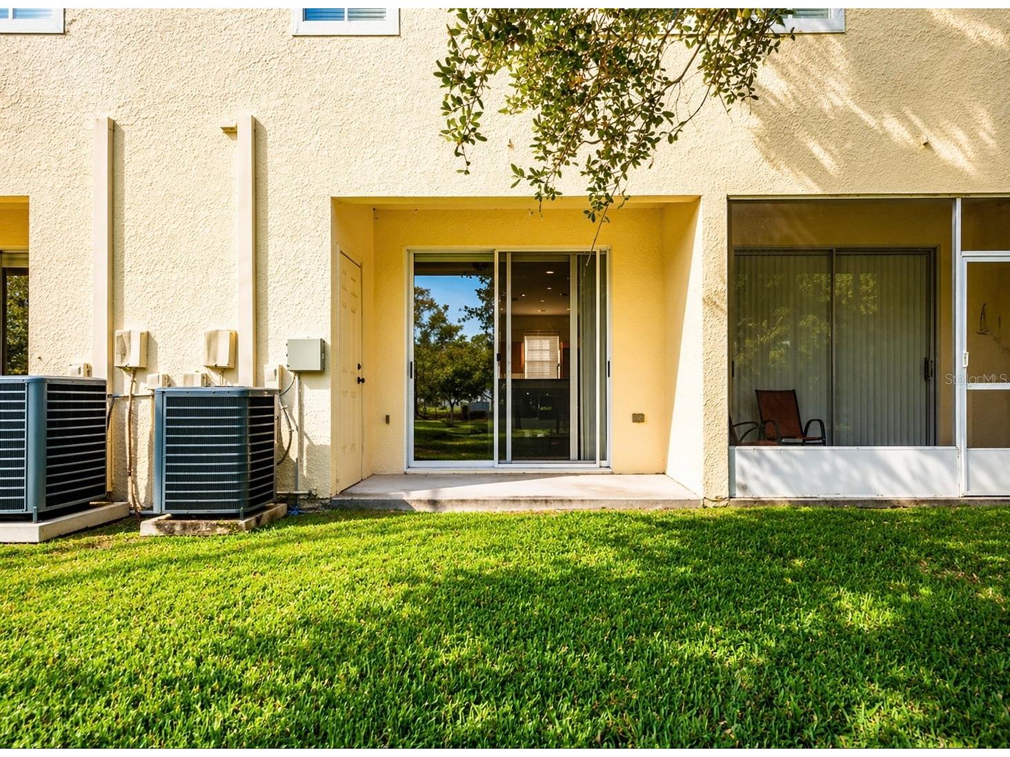 1965 Fiesta Ridge Court Tampa FL 33604 TB8447535 image3