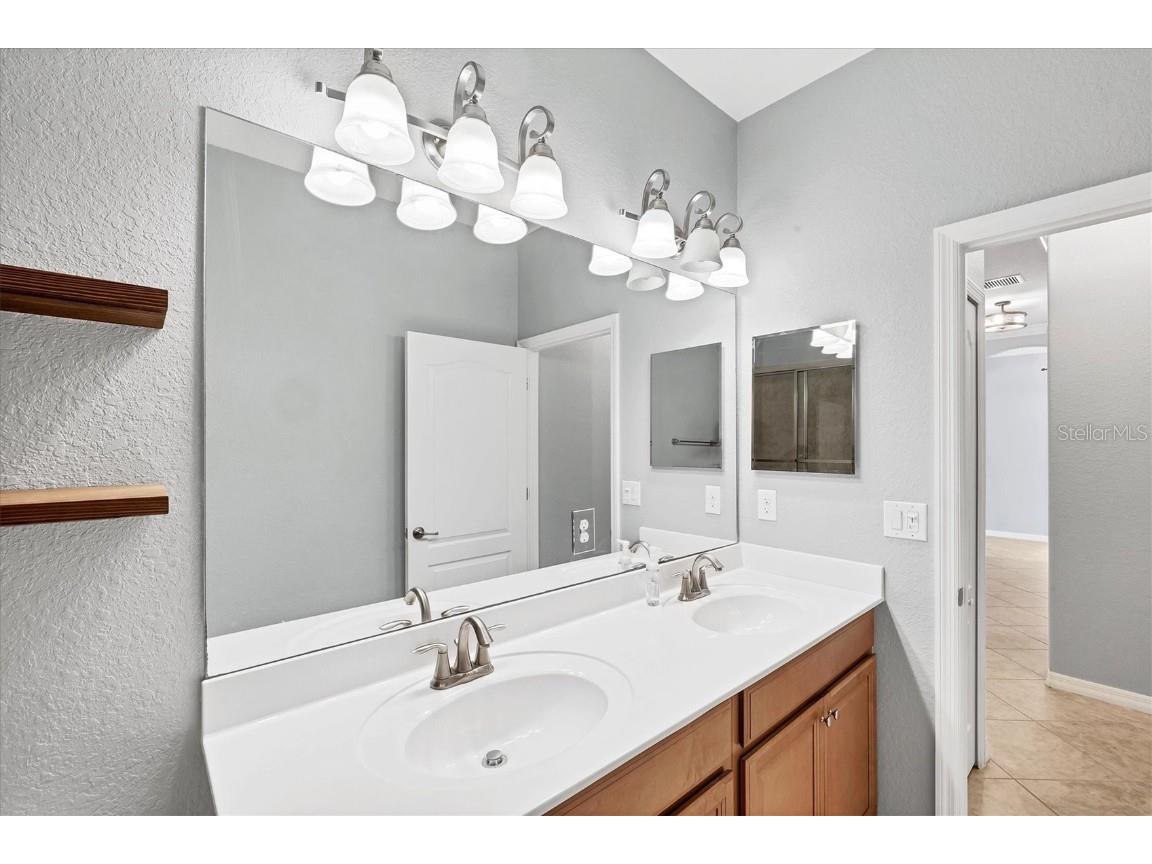 1966 Mesic Hammock Way Venice FL 34292 D6144149 image30