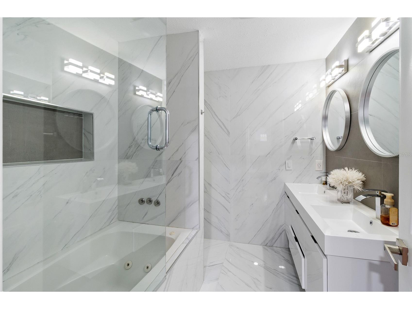 1966 Sandra Drive Clearwater FL 33764 TB8497983 image18