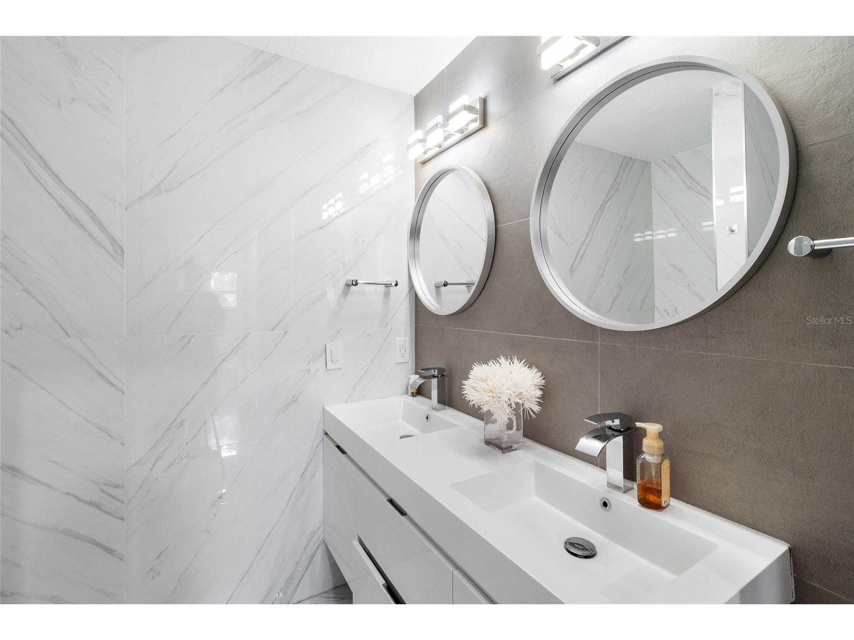 1966 Sandra Drive Clearwater FL 33764 TB8497983 image19