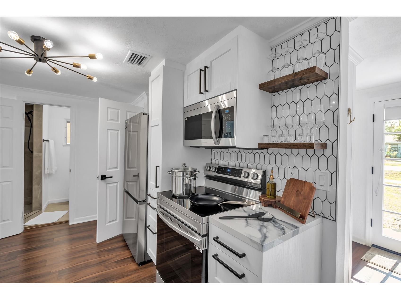 1966 Trotter Rd Largo FL 33774 TB8507089 image11