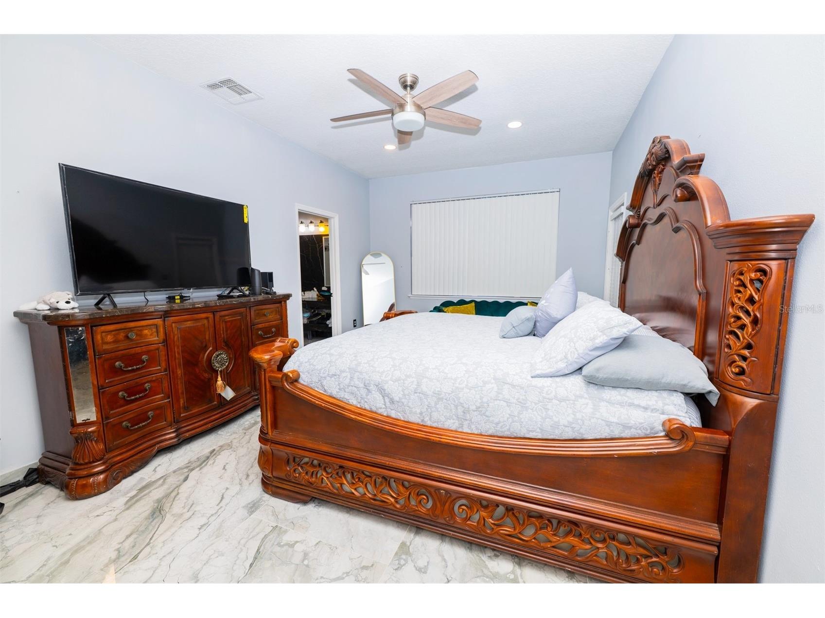 1966 Windcrest Lake Circle Orlando FL 32824 O6383732 image44