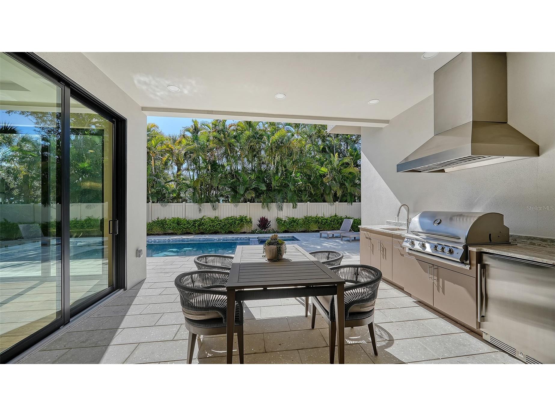 1966 Wisteria Street Sarasota FL 34239 A4668324 image24