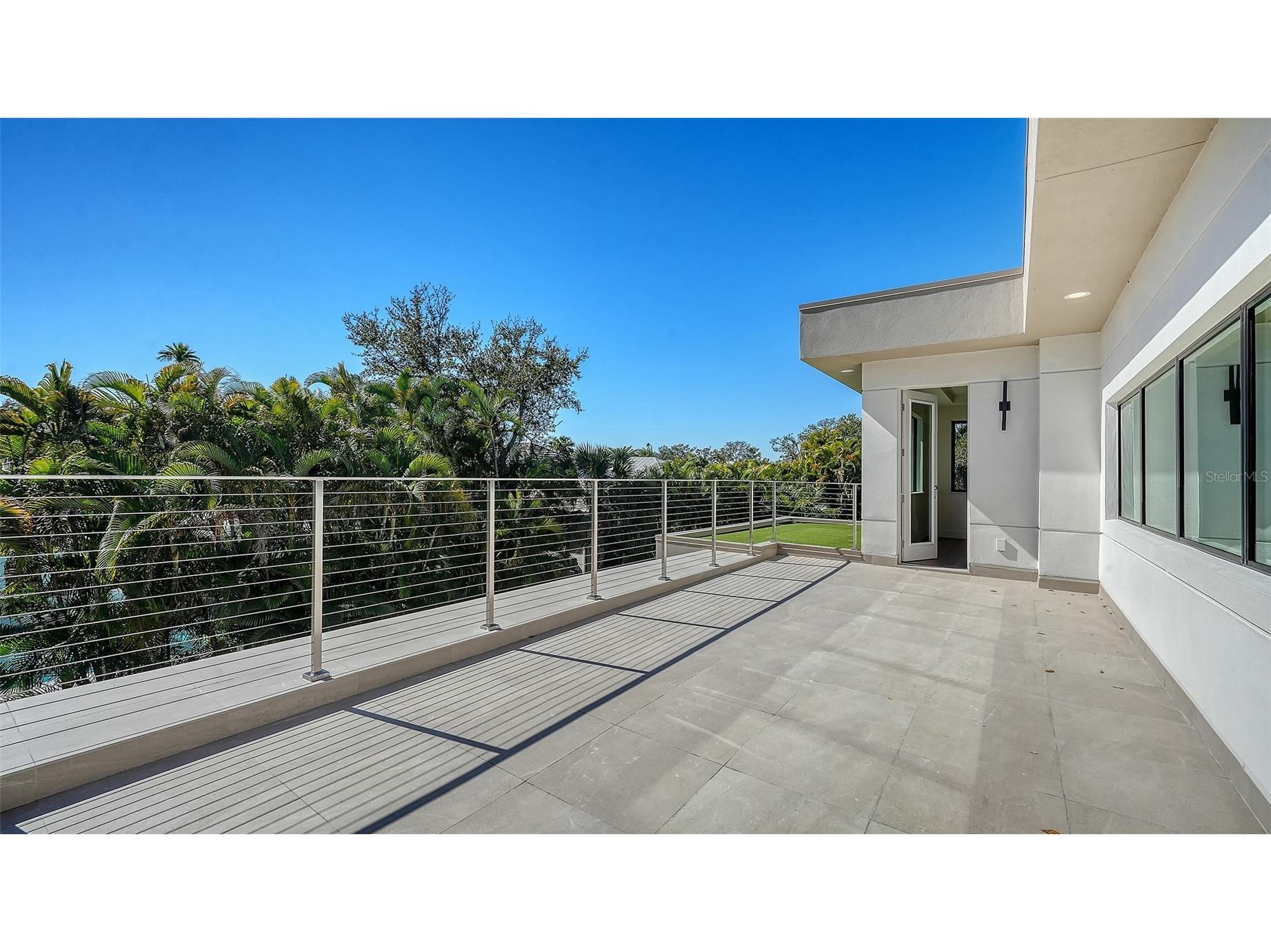 1966 Wisteria Street Sarasota FL 34239 A4668324 image40