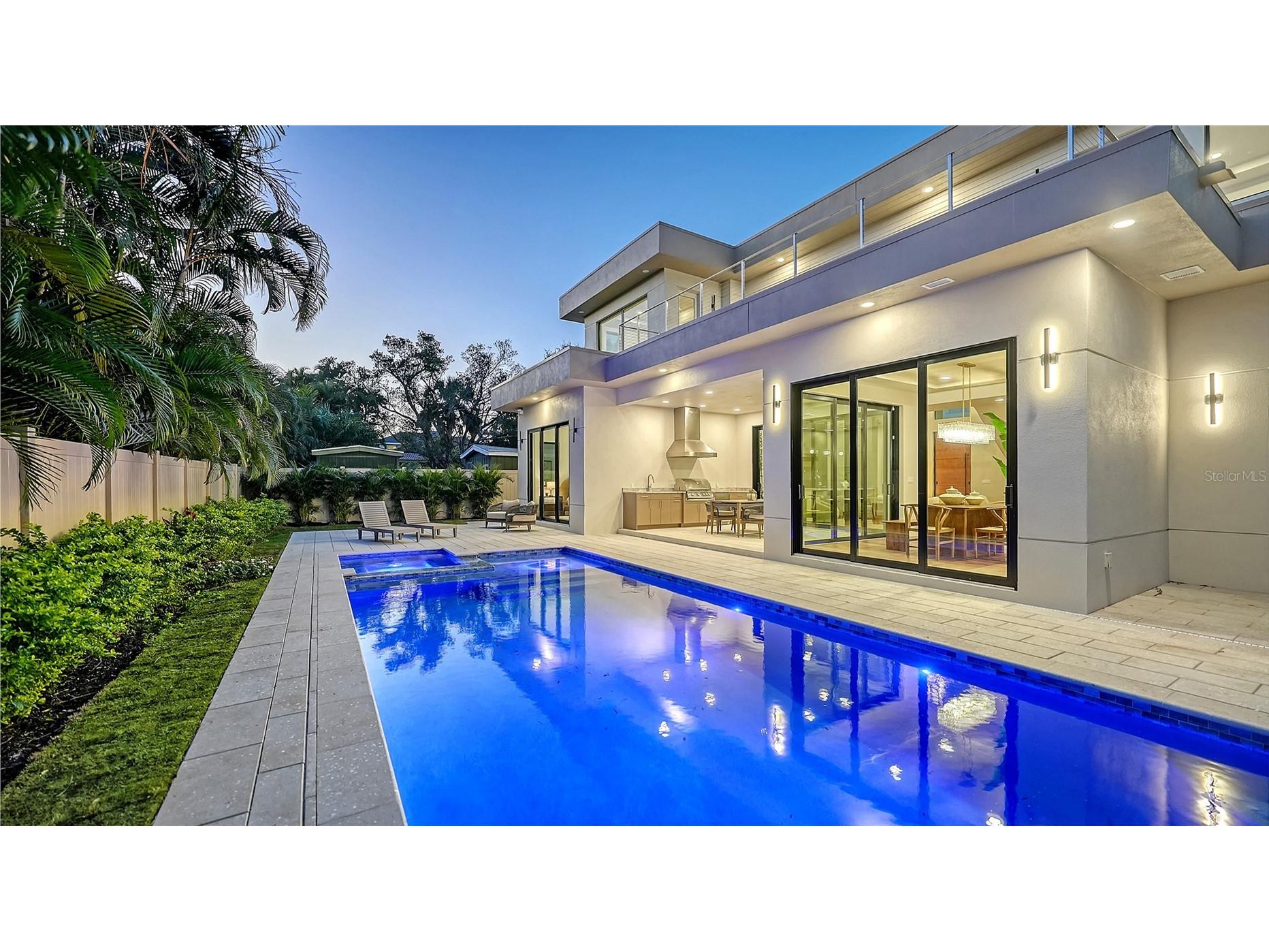 1966 Wisteria Street Sarasota FL 34239 A4668324 image55