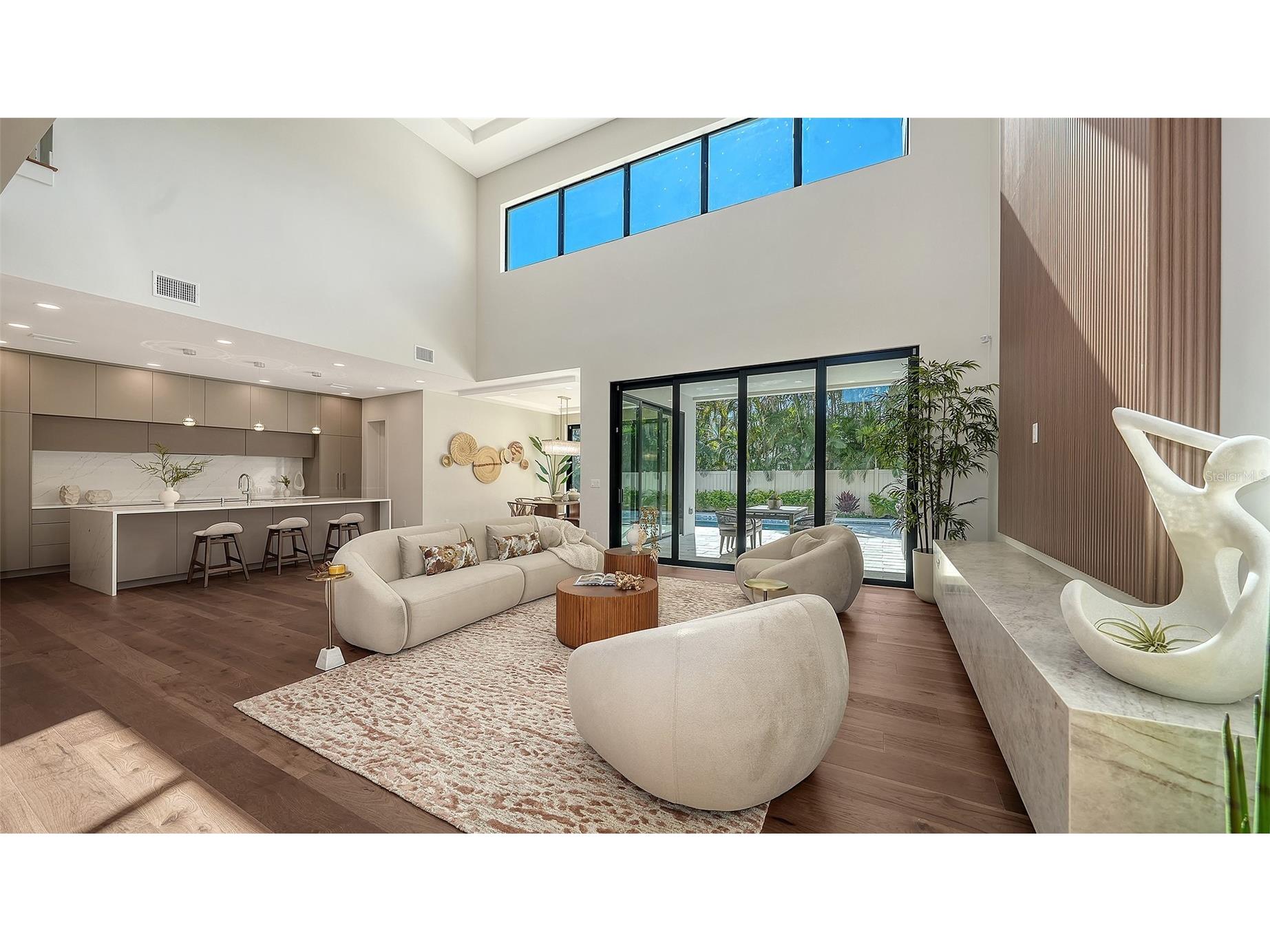 1966 Wisteria Street Sarasota FL 34239 A4668324 image8